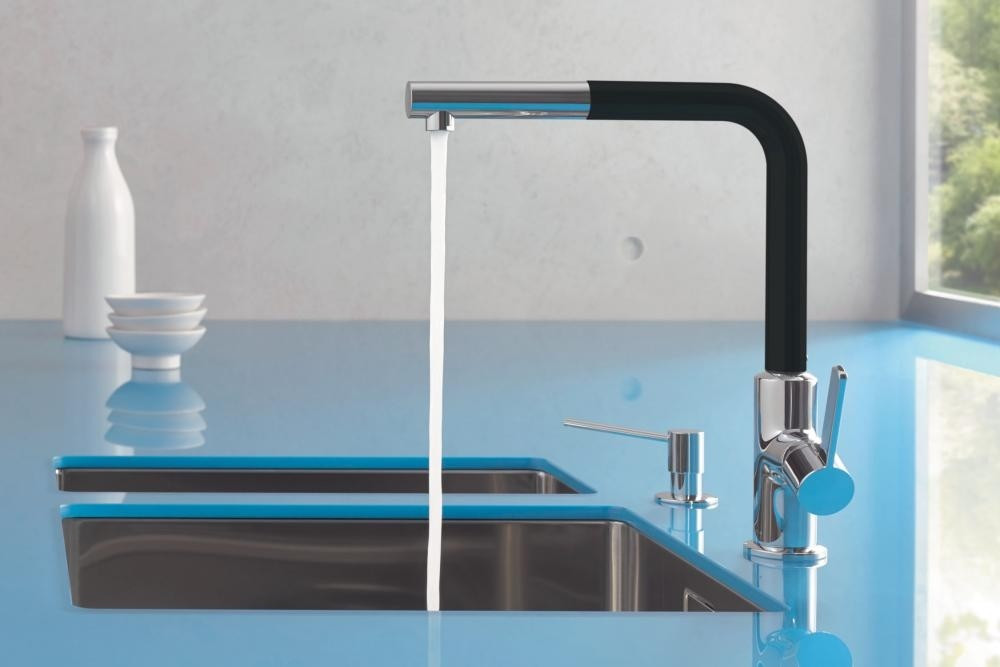 An image of Single Lever Tap With Pull Out Spray Chrome